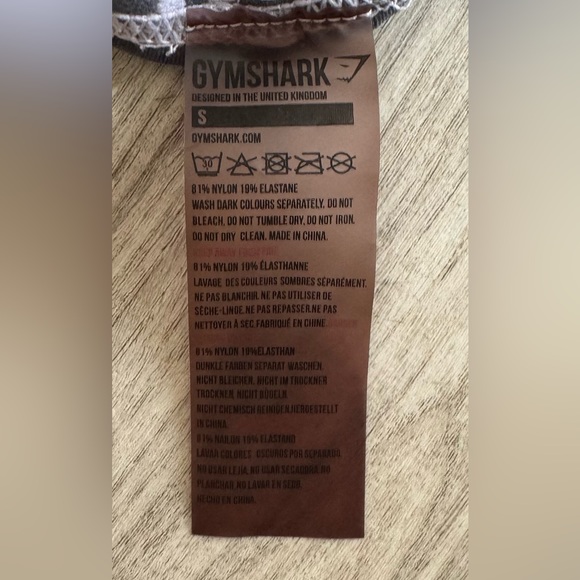 GYMSHARK BUNDLE 🦈- Sports Bra and 2 Pairs of Leggings - Picture 10 of 10